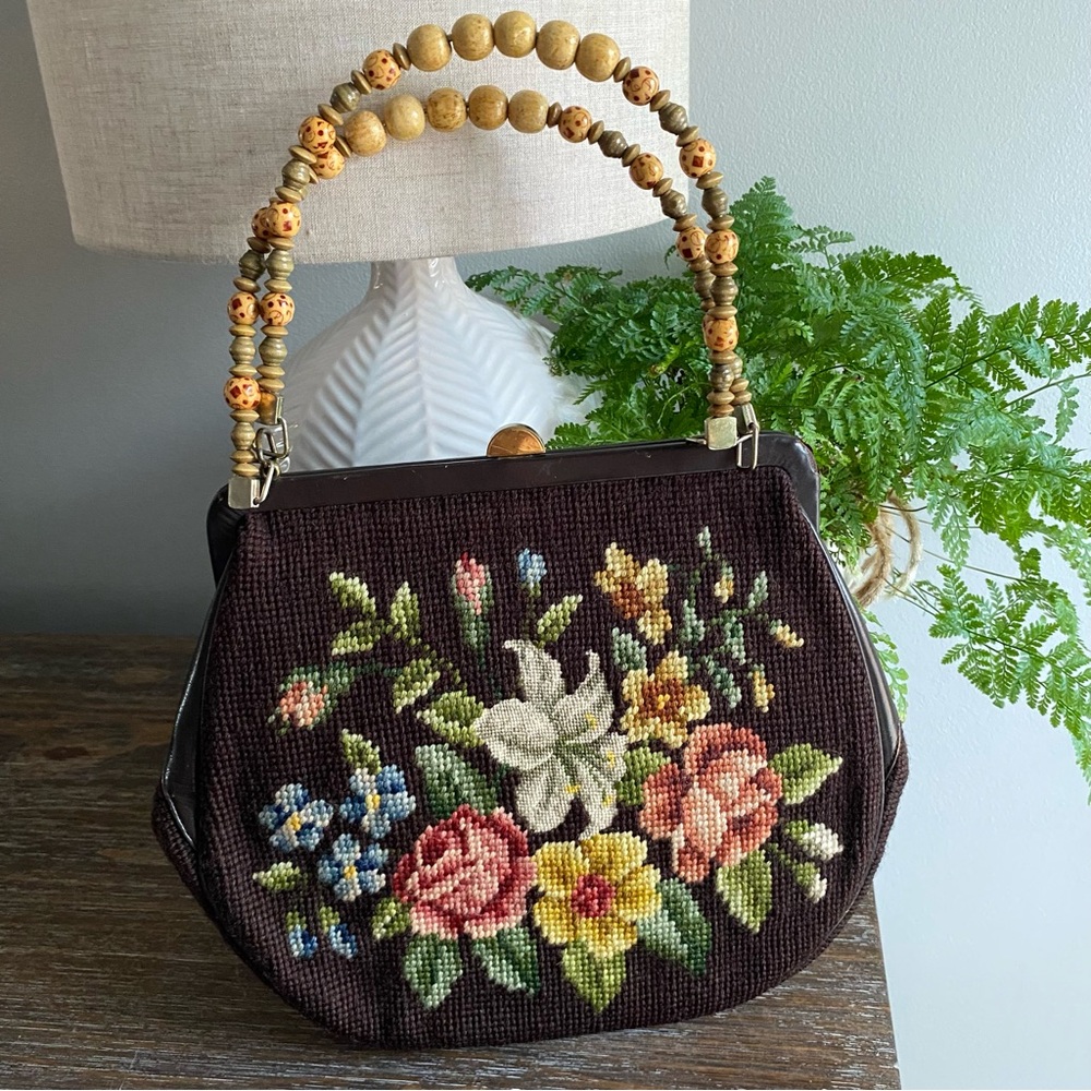 Vintage Embroidered Needlepoint Floral Tapestry Beaded Shoulder Handbag Purse